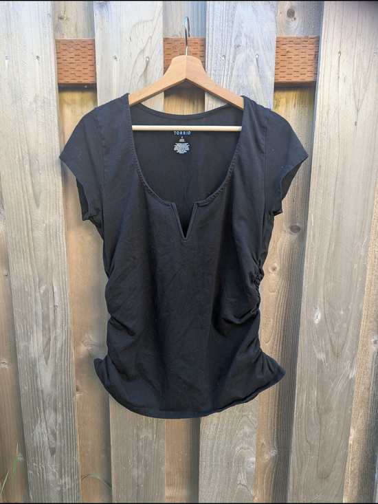 torrid Tops - Torrid Black Short Sleeve Top